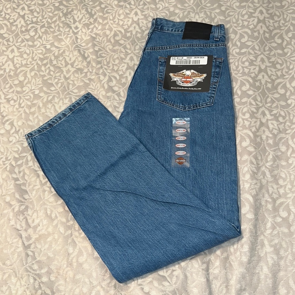 Harley Davidson straight leg jeans size 36 x 36 NWT - Picture 1 of 4